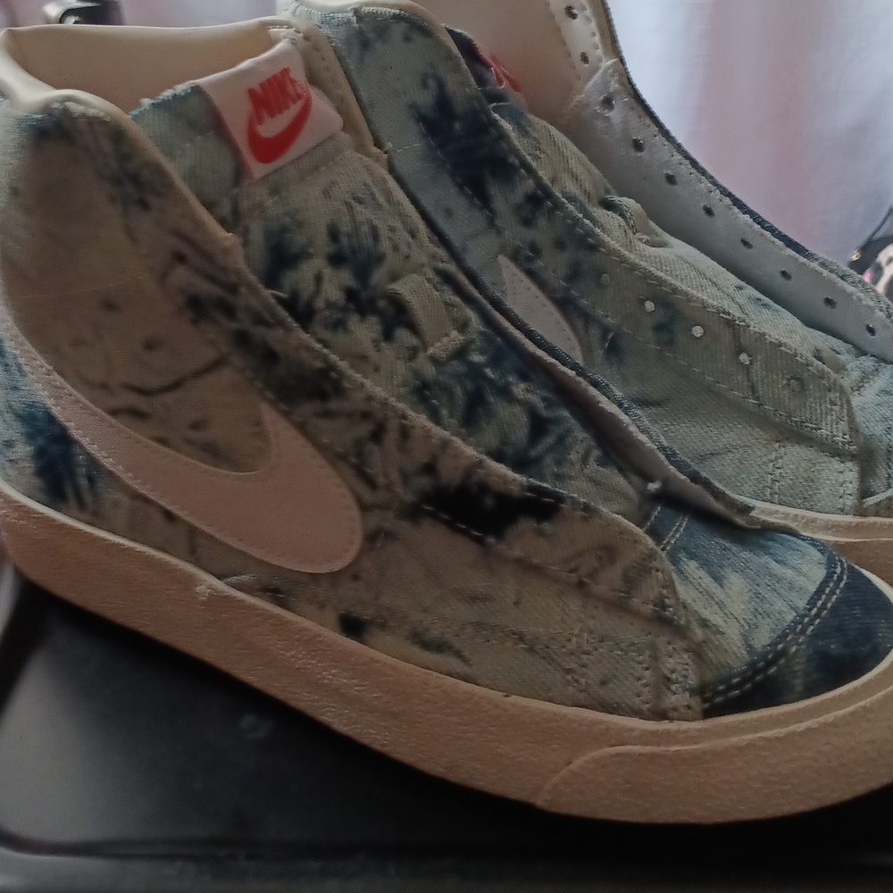 Womens 5.5 nike shoes